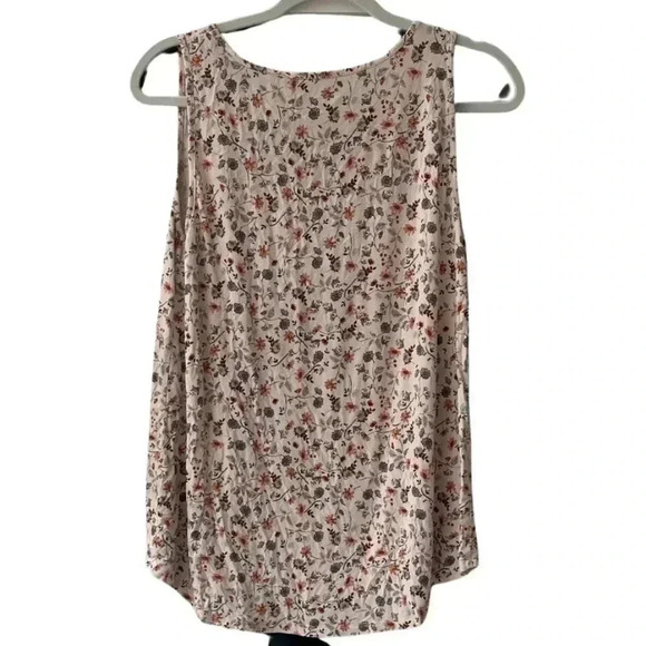 Grace & Lace Flowered Pink pocket Tank size Small - Picture 2 of 6